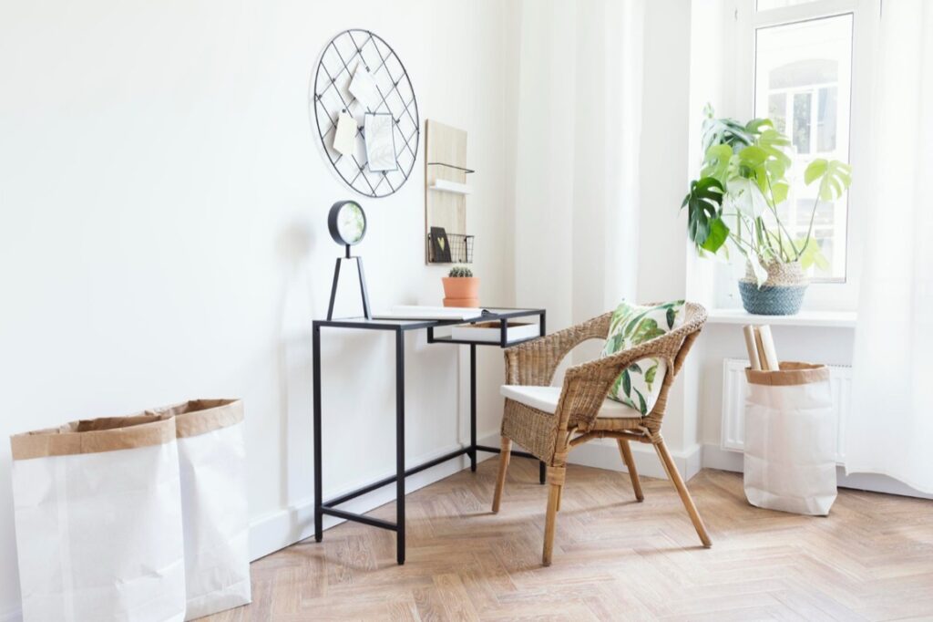 Drewniane podłogi są doskonałym wyborem dla osób ceniących sobie zarówno klasykę, jak i nowoczesność.